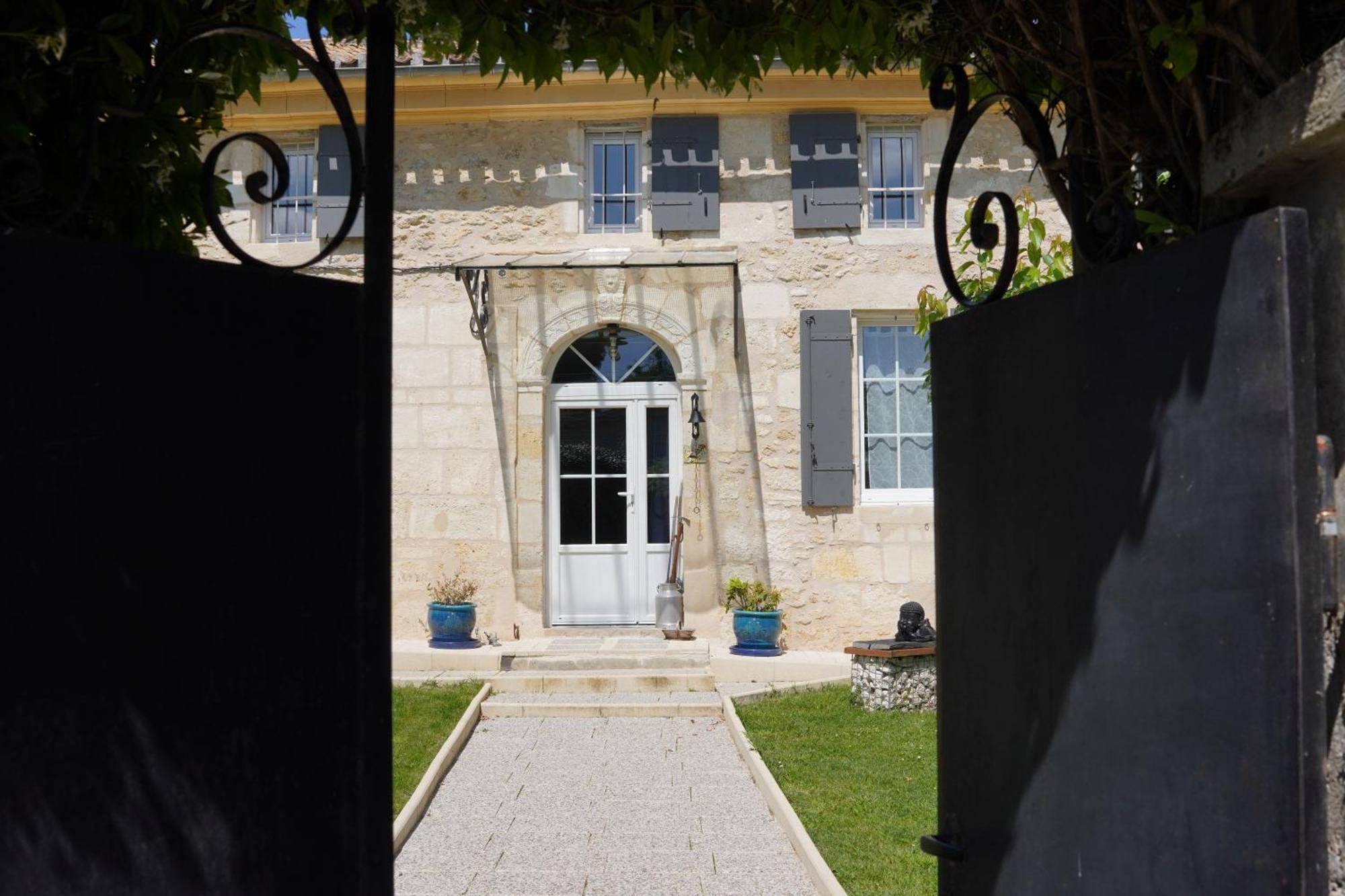 La Girondine Galgon Exterior foto