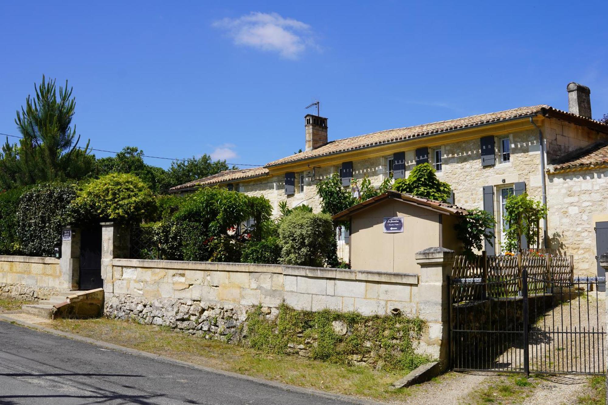 La Girondine Galgon Exterior foto